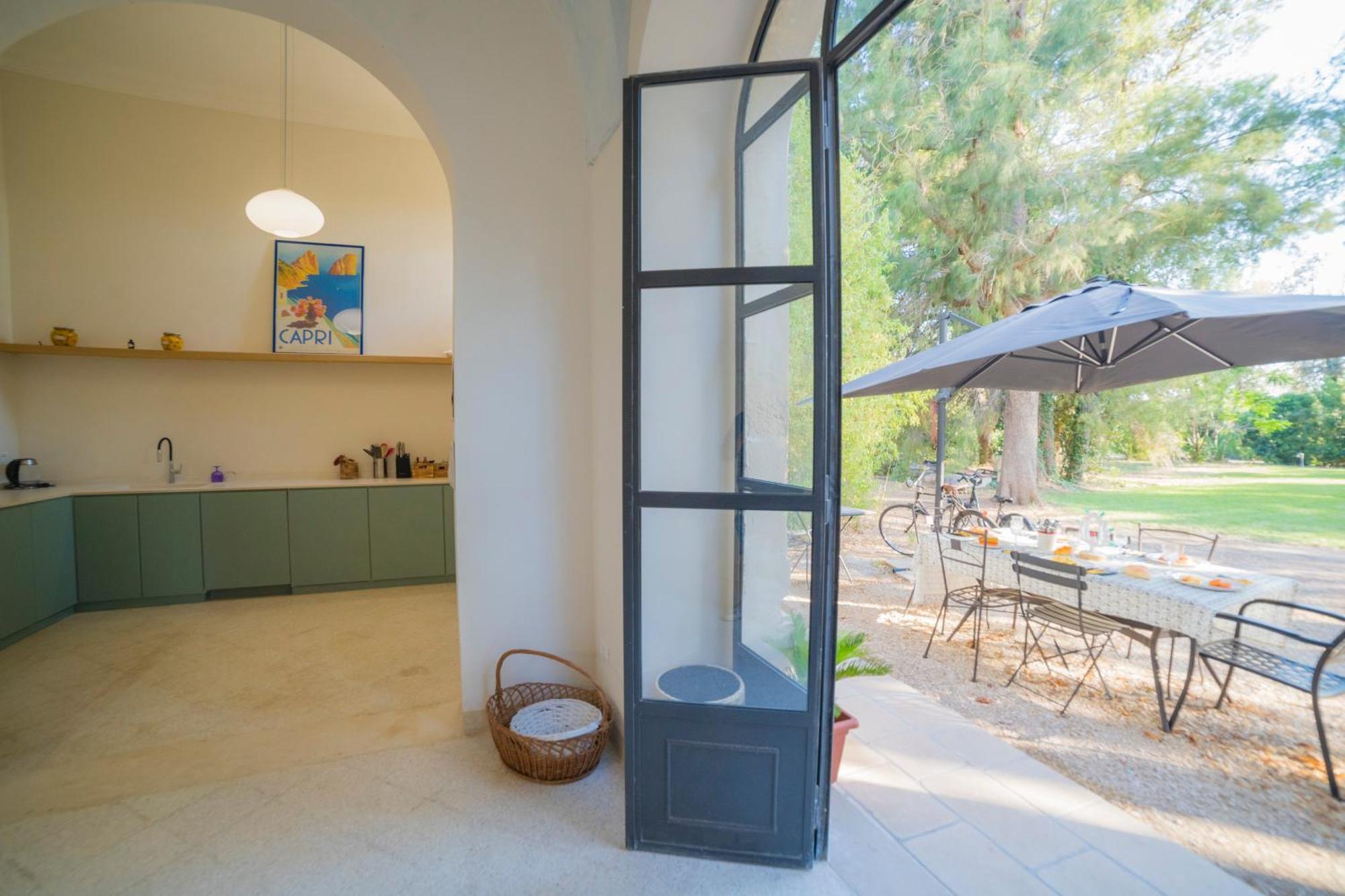 Villa Vallone Apartments Галатина Экстерьер фото